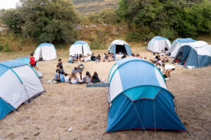 acampada en campamento lideres de la aventura