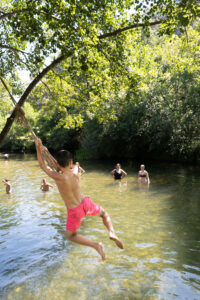 generando recuerdos inolvidables en campamentos de verano